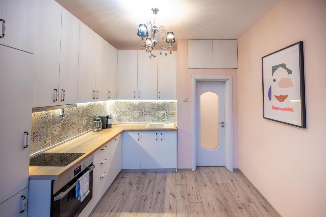 Spacious 1Bdr Apartment Near City Center Sofia Buitenkant foto