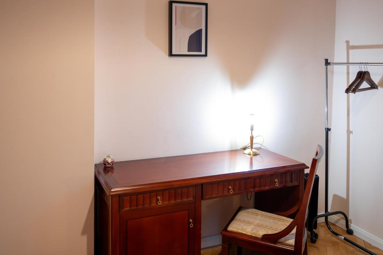 Spacious 1Bdr Apartment Near City Center Sofia Buitenkant foto